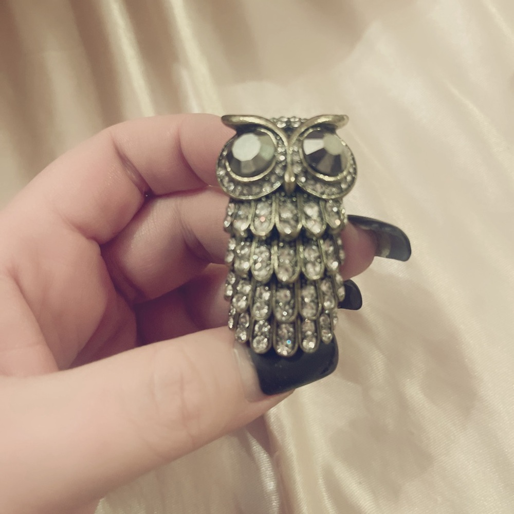 Vintage rhinestone owl ring!